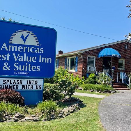 Americas Best Value Inn Chincoteague Bagian luar foto