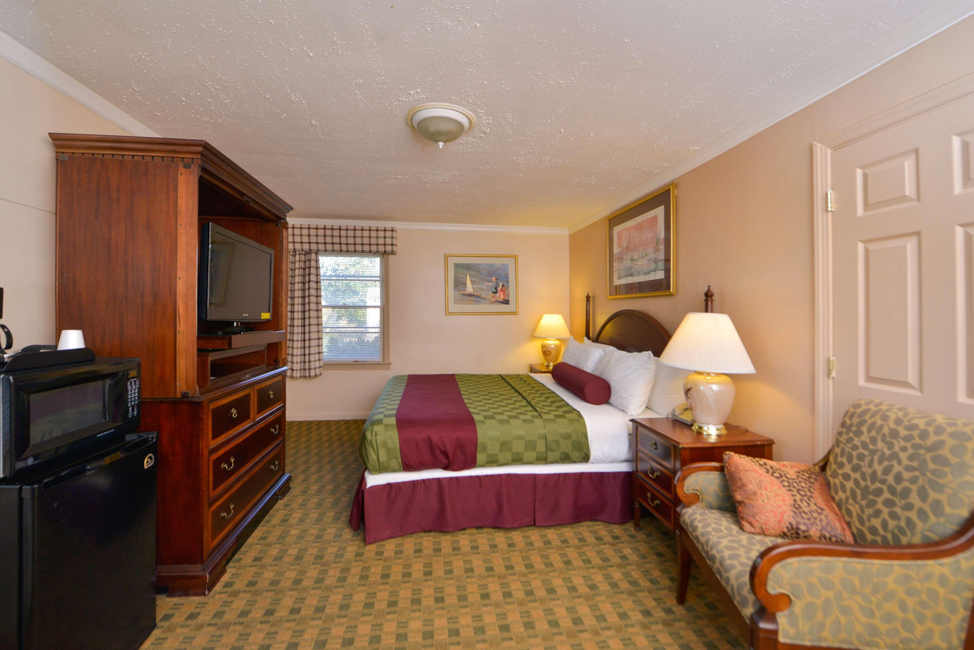 Americas Best Value Inn Chincoteague Bagian luar foto