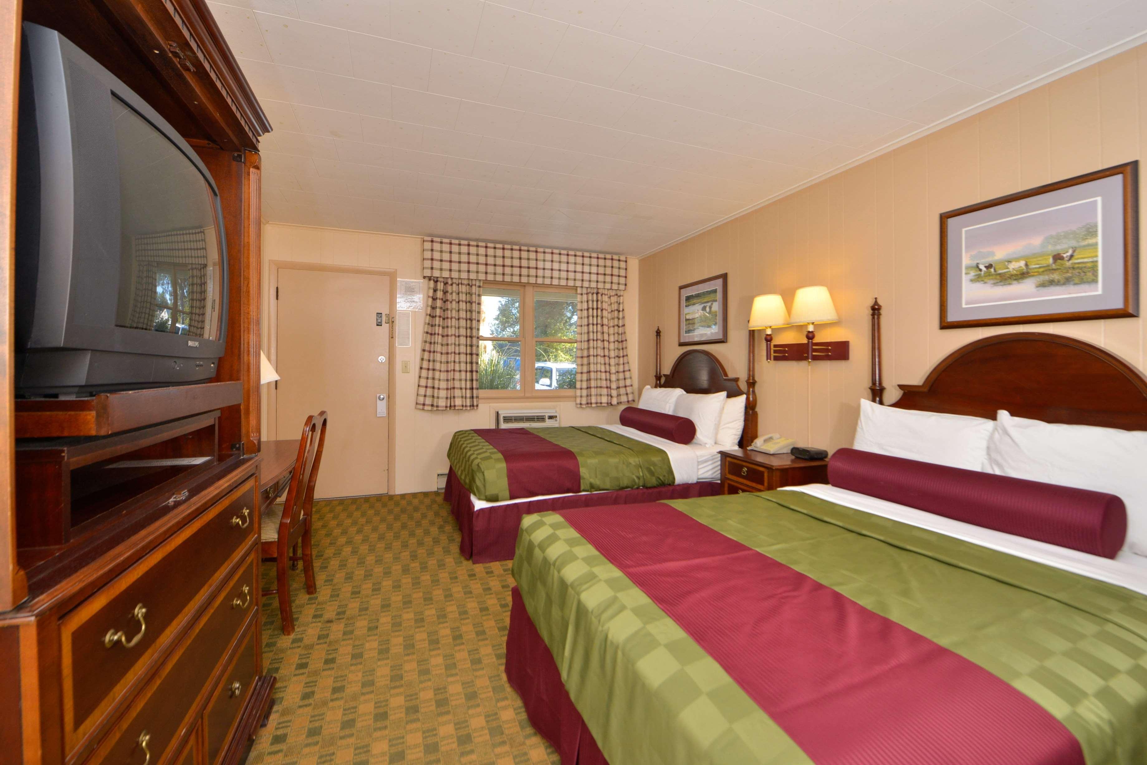 Americas Best Value Inn Chincoteague Bagian luar foto