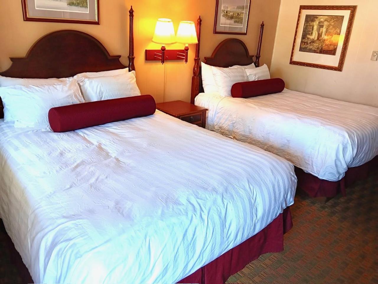 Americas Best Value Inn Chincoteague Bagian luar foto