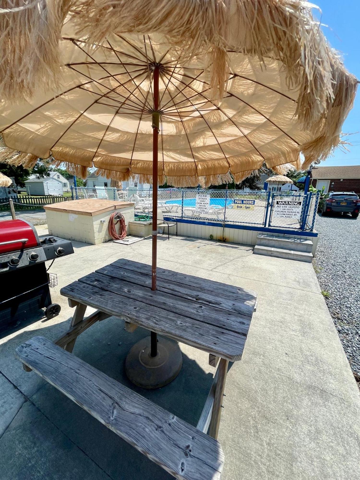 Americas Best Value Inn Chincoteague Bagian luar foto