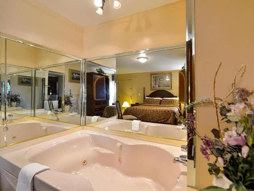 Americas Best Value Inn Chincoteague Bagian luar foto